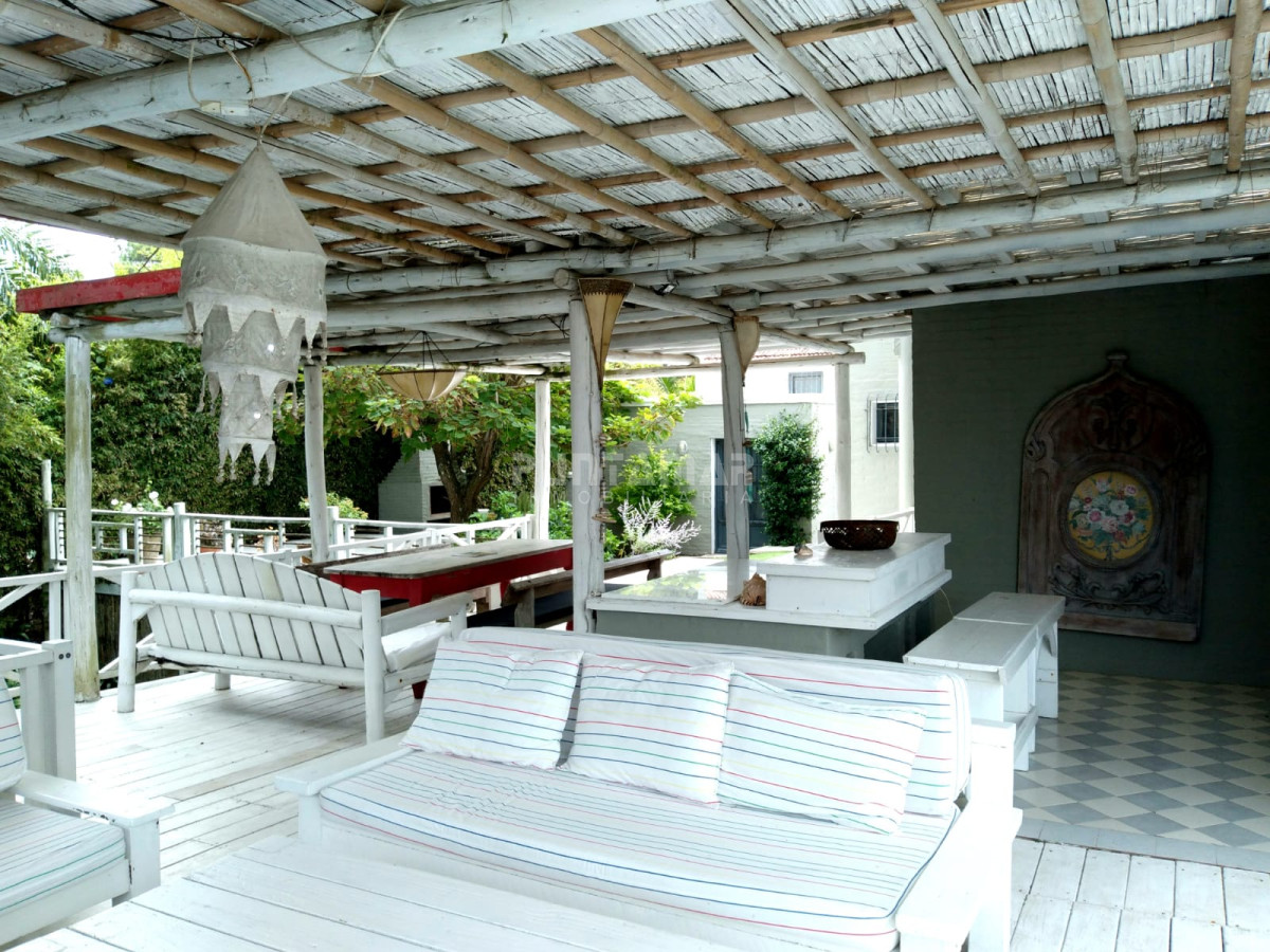 Casa ID.212677 - IMPORTANTE CASA DE 2 PLANTAS EN LA BARRA, MONTOYA