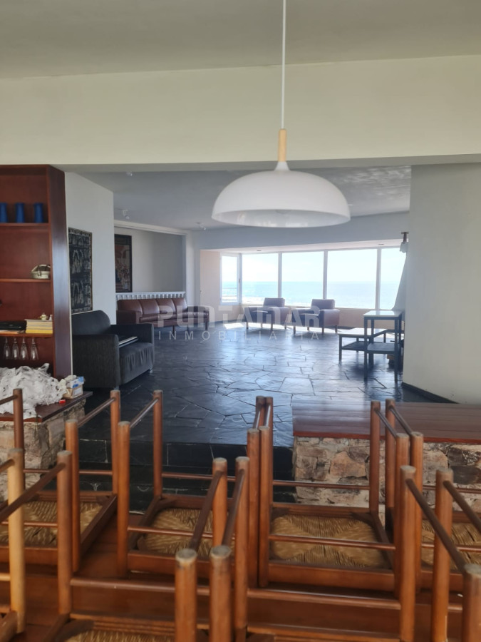 Casa ID.213178 - ALQUILER ESPECTACULAR CASA DE 4 DORMITORIOS FRENTE AL MAR
