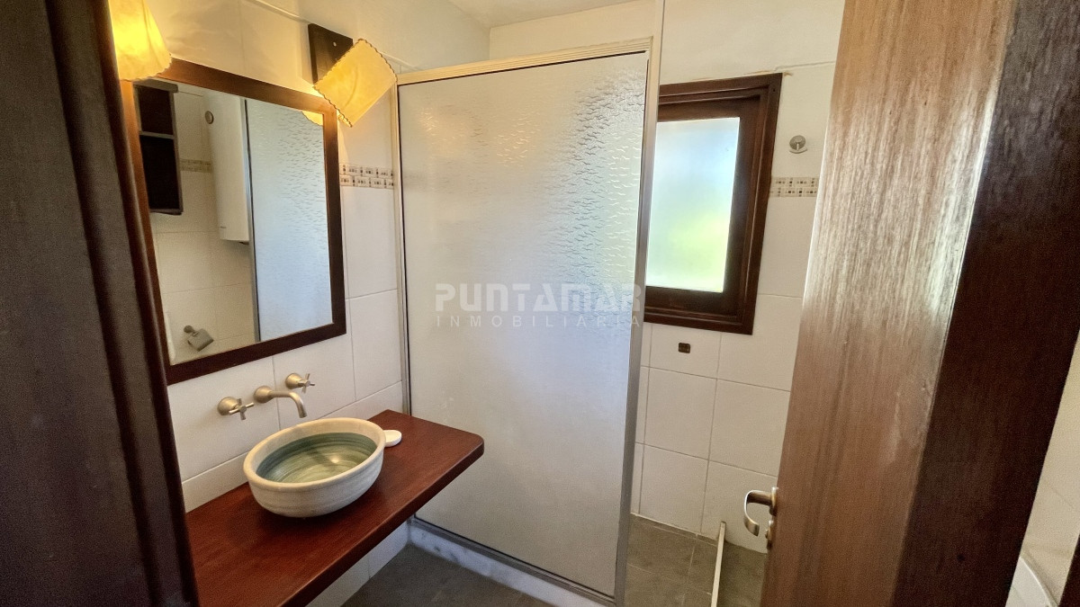 Casa ID.210845 - ALQUILER HERMOSA CASA A METROS DE PLAYA MONTOYA  