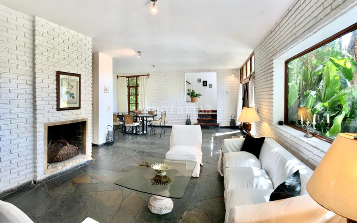 Casa ID.212016 - HERMOSA CASA DE 2 PLANTAS EN PARADA 9 DE LA MANSA