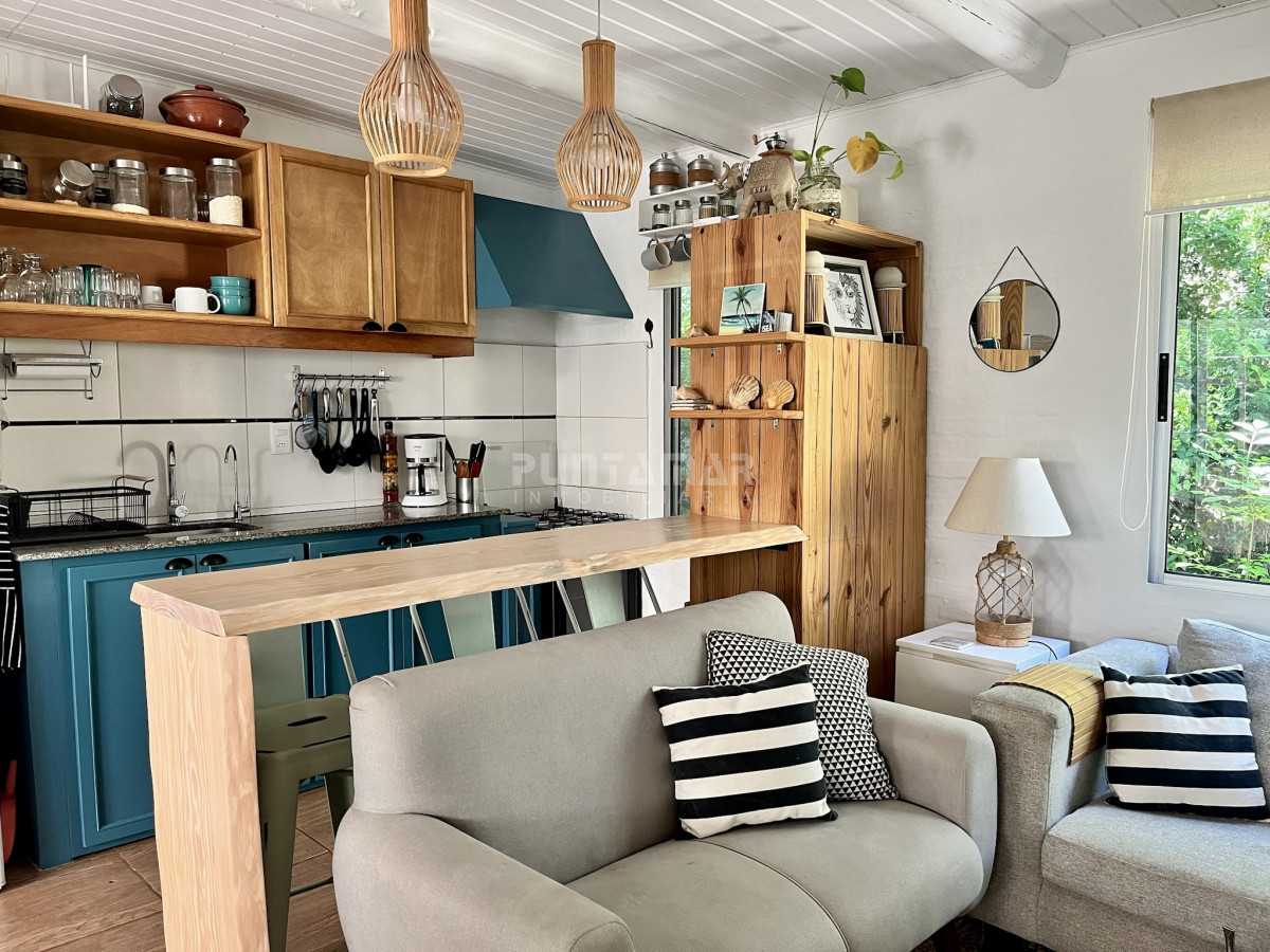 Casa ID.213520 - ALQUILER CASA PLAYERA DE 2 DORMITORIOS A POCOS CUADRAS DEL CENTRO DE LA BARRA