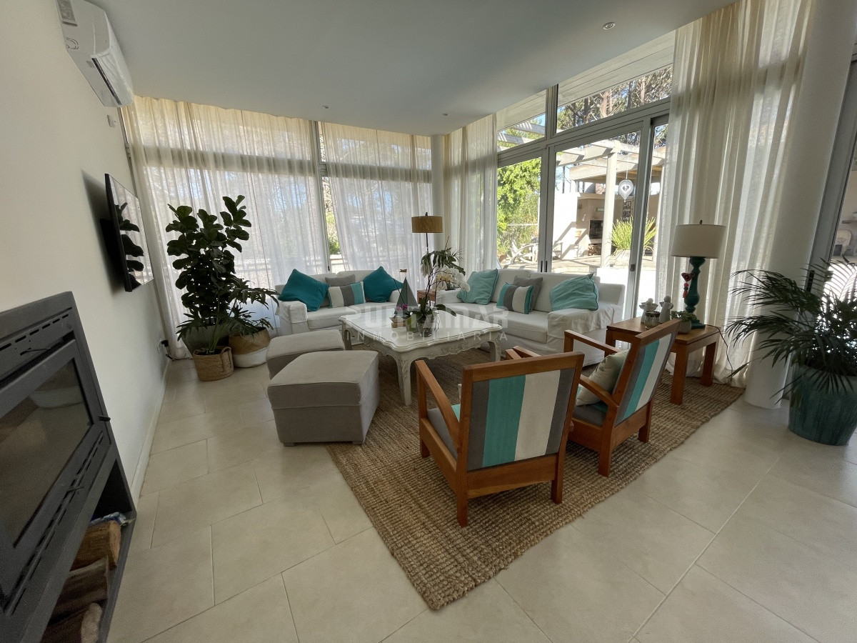 Casa ID.212480 - VENTA DE CASA 4 DORMITORIOS EN MONTOYA