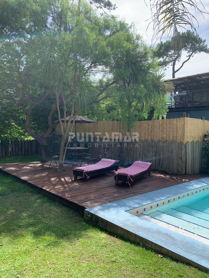 Casa ID.211117 - HERMOSA CASA DE 3 DORMITORIOS EN MONTOYA CON PISCINA Y A METROS DE LA PLAYA