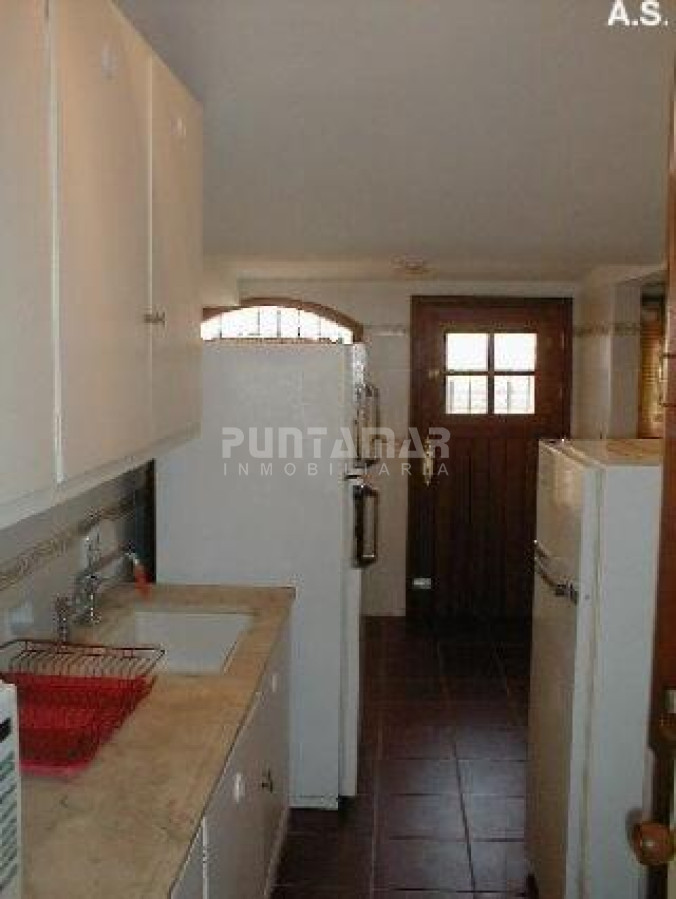 Casa ID.212424 - CHALET DE 5 DORMITORIOS EN PARADA 6 DE LA MANSA
