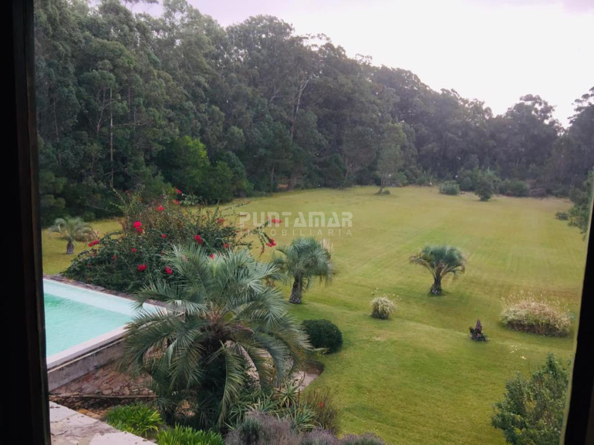 Casa ID.212858 - IMPORTANTE CASA EN CHACRA UBICADA EN RINCON DEL INDIO