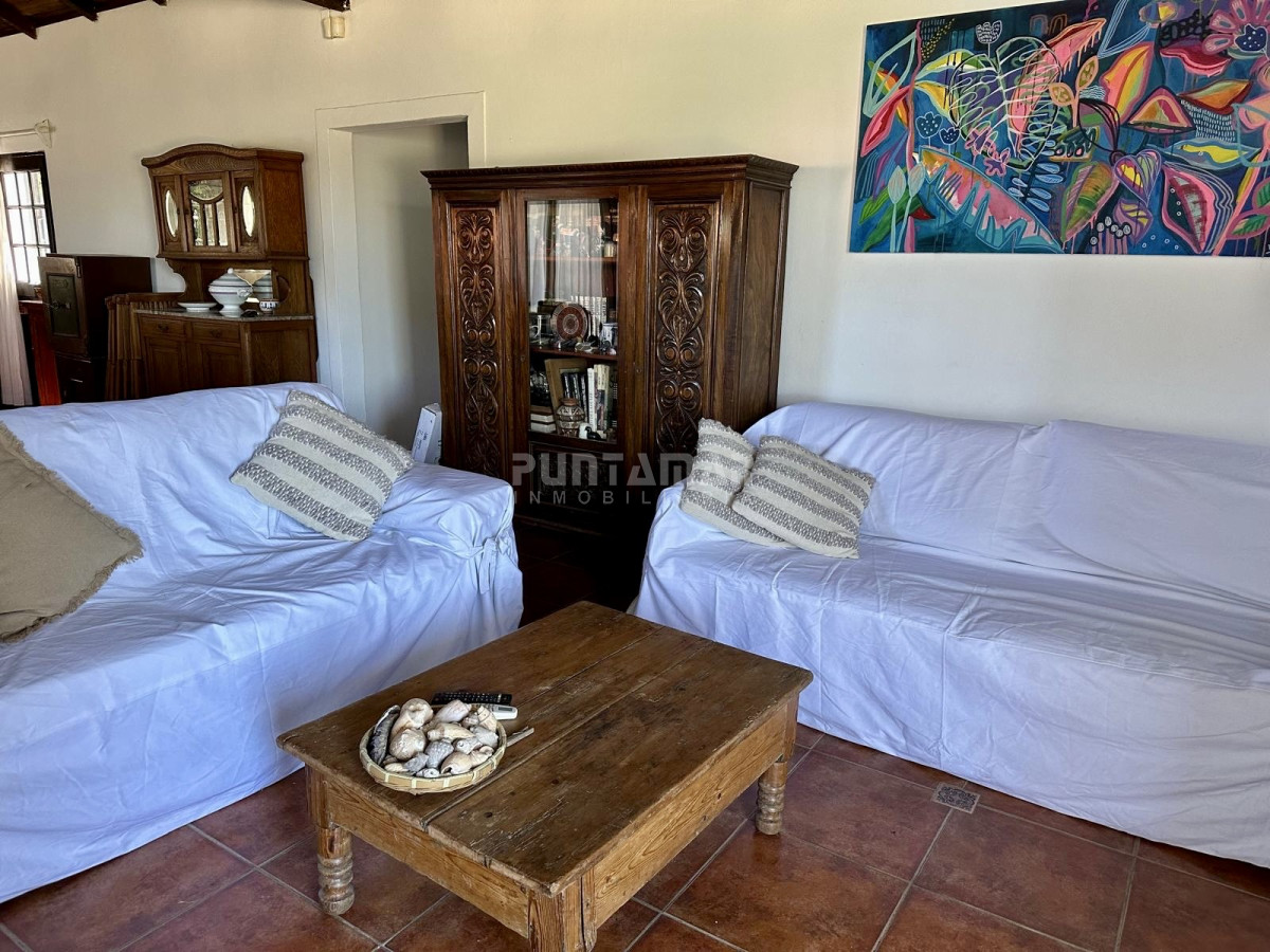 Casa ID.210859 - ALQUILER CASA MONTOYA 4 DORMITORIOS