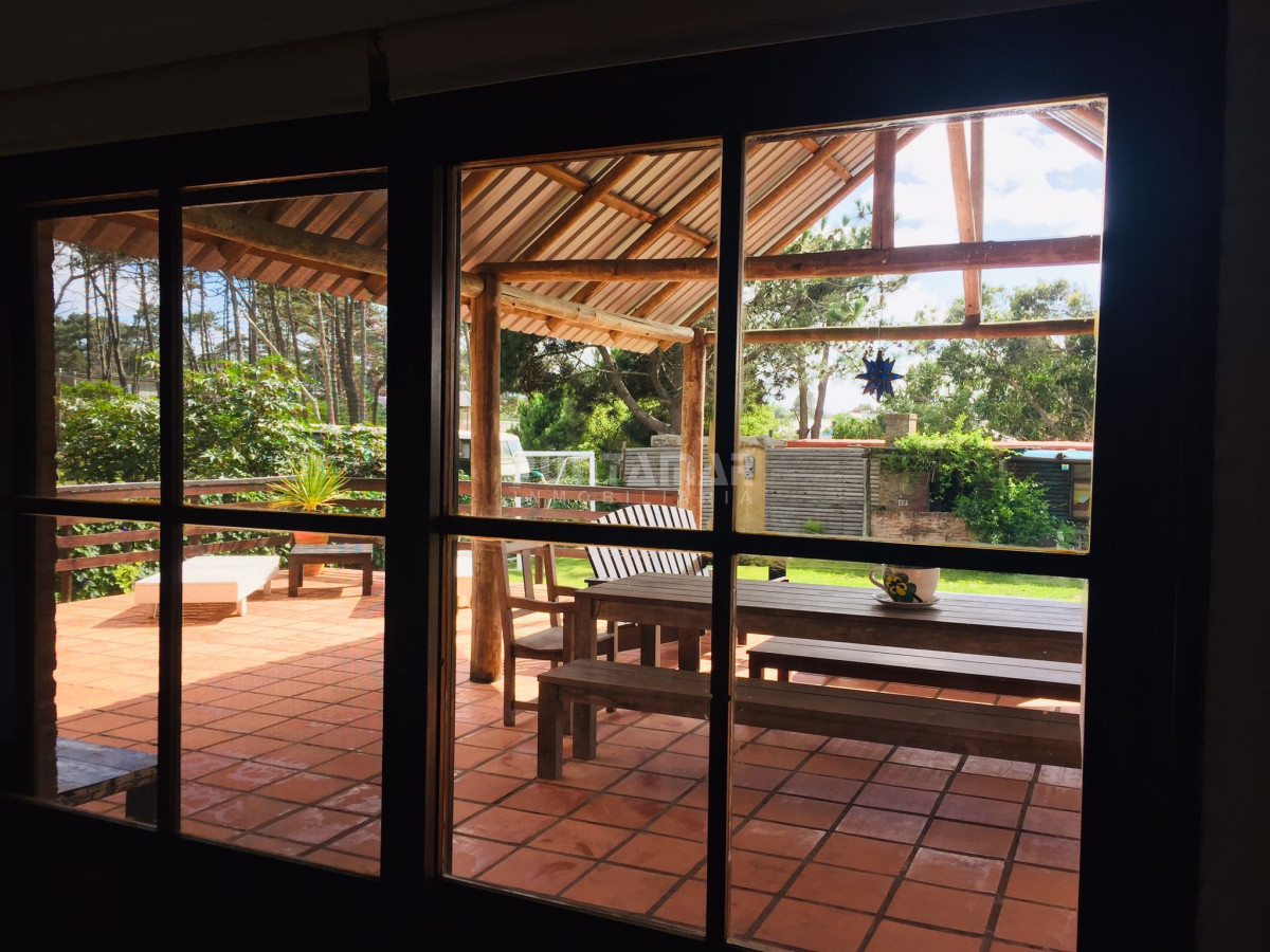 Casa ID.213512 - ALQUILER CASA DE 3 DORMITORIOS A PASOS DEL MAR EN MONTOYA 