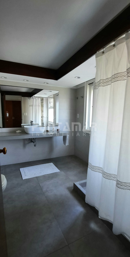 Casa ID.213576 - IMPORTANTE CASA DE 2 PLANTAS EN LA MANSA