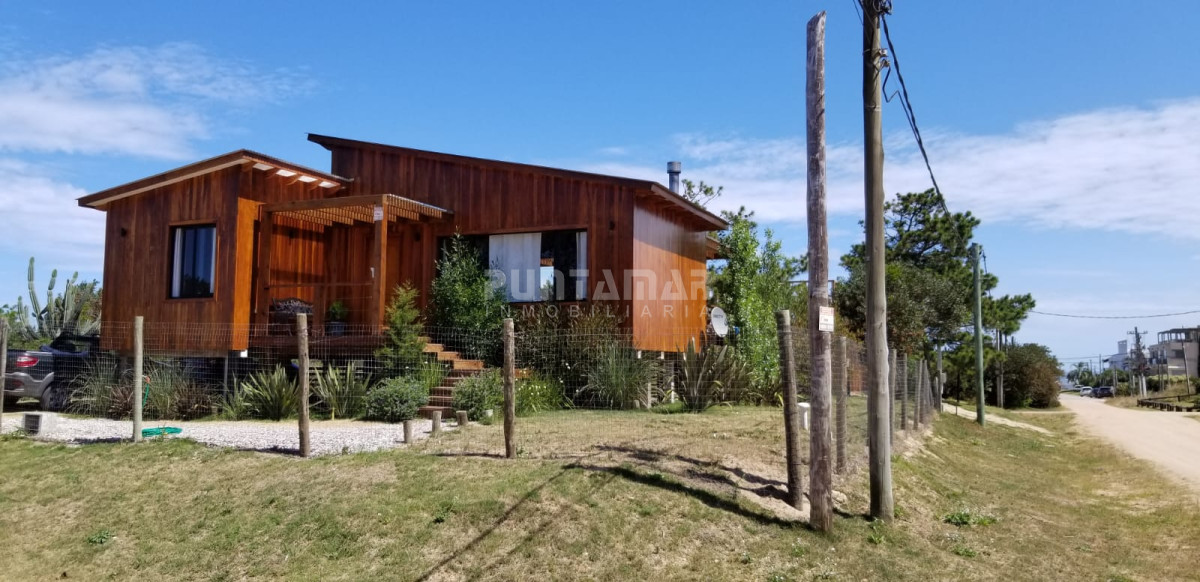 Casa ID.213128 - ALQUILER HERMOSA CASA A ESTRENAR EN MANANTIALES