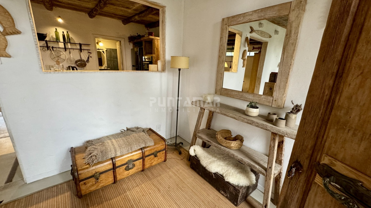 Casa ID.213291 - MUY LINDA CASA A METROS DEL MAR EN EL CORAZON DE LA BARRA 