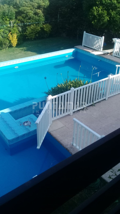 Casa ID.212456 - IMPORTANTE CASA DE 2 PLANTAS EN BARRIO SAN RAFAEL