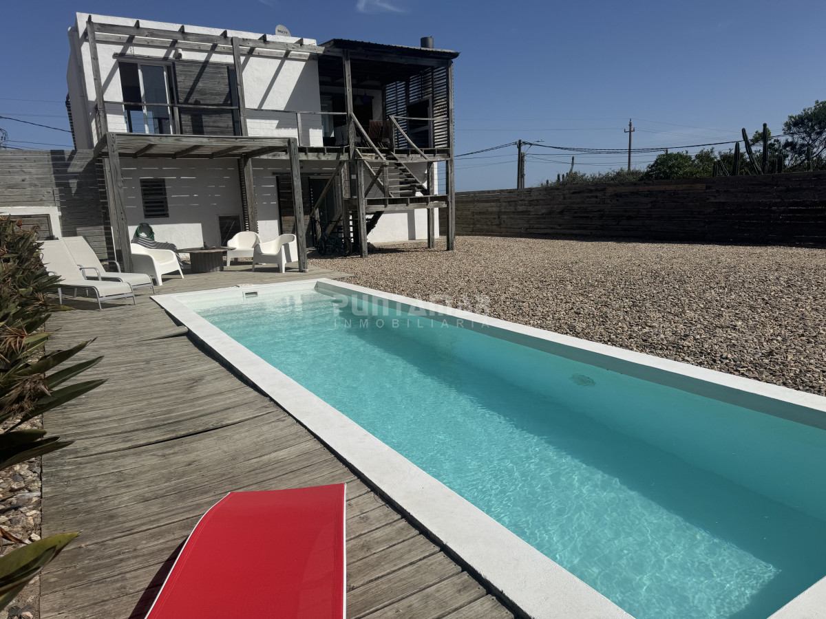 Casa ID.210971 - Casa en alquiler Balneario Bueno Aires frente al mar y piscina climatizada
