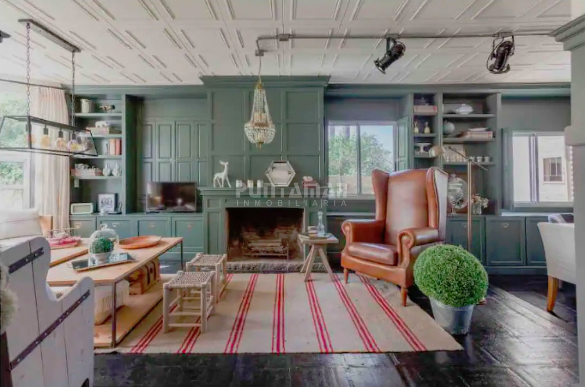 Casa ID.213430 - ALQUILER DE IMPORTANTE CASA EN MONTOYA