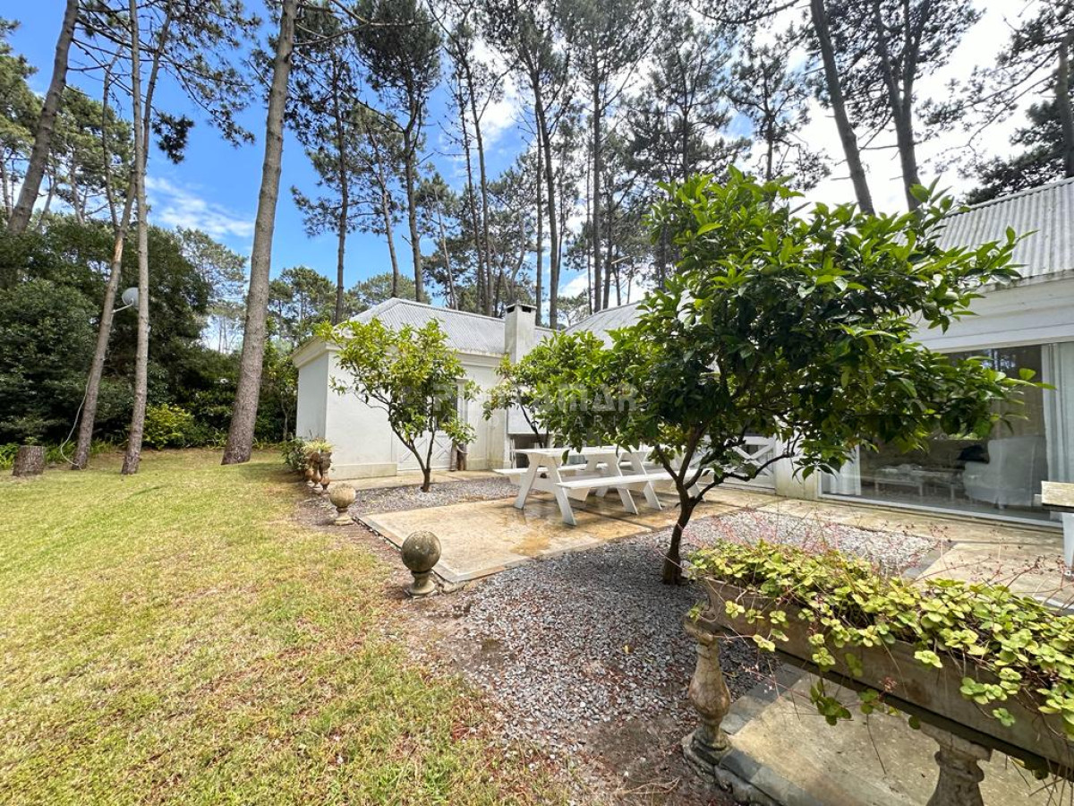 Casa ID.213173 - ALQUILER MUY LINDA CASA DE 4 DORMITORIOS EN MANANTIALES