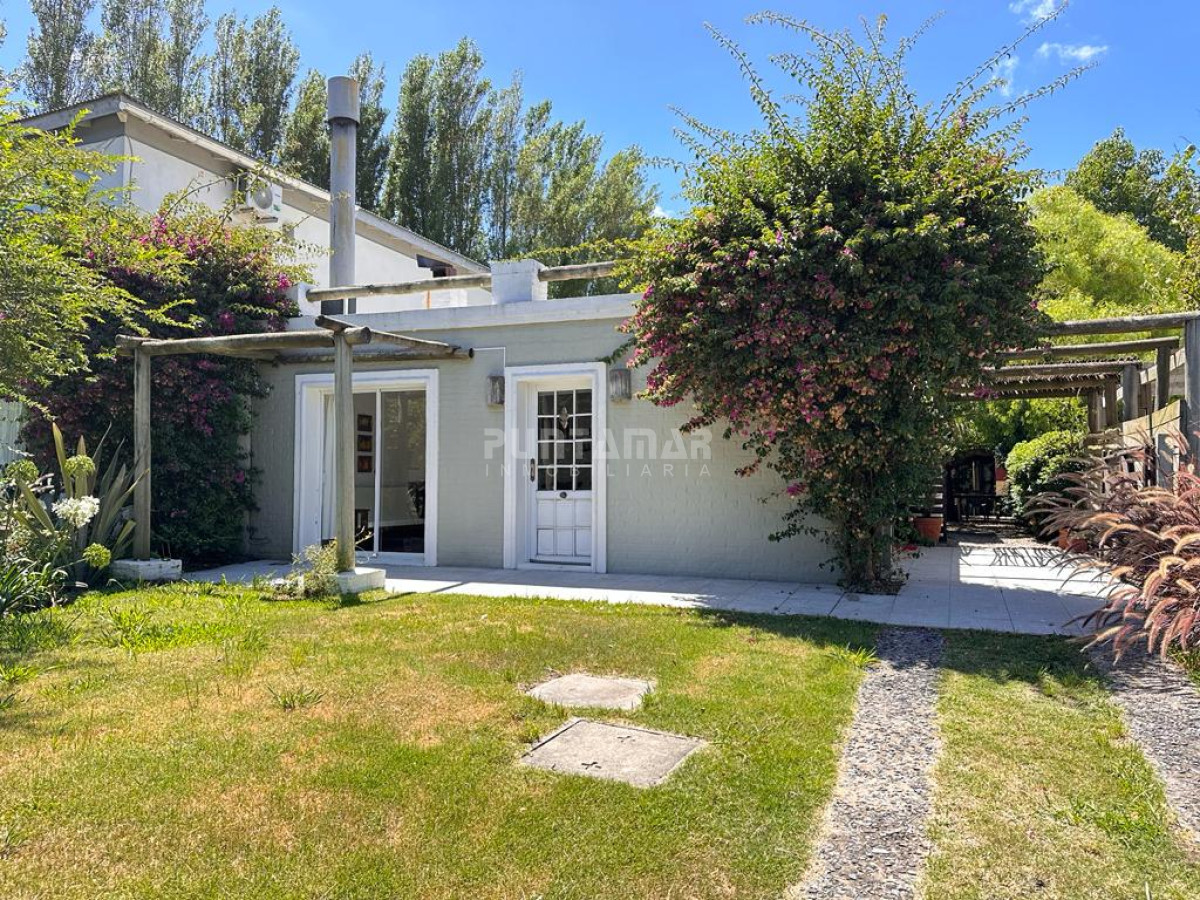 Casa ID.210240 - ALQUILER ANUAL EN LA BARRA 3 DORMITORIOS
