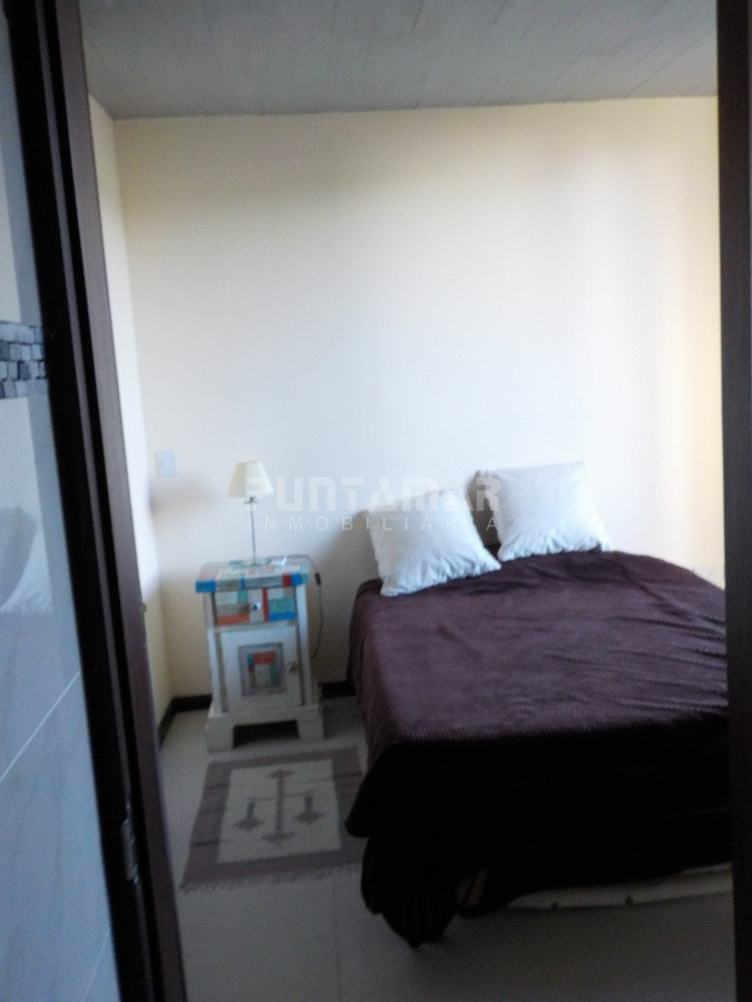 Casa ID.211105 - MODERNA CASA DE 4 DORMITORIOS EN EL CORAZON DE MANANTIALES 