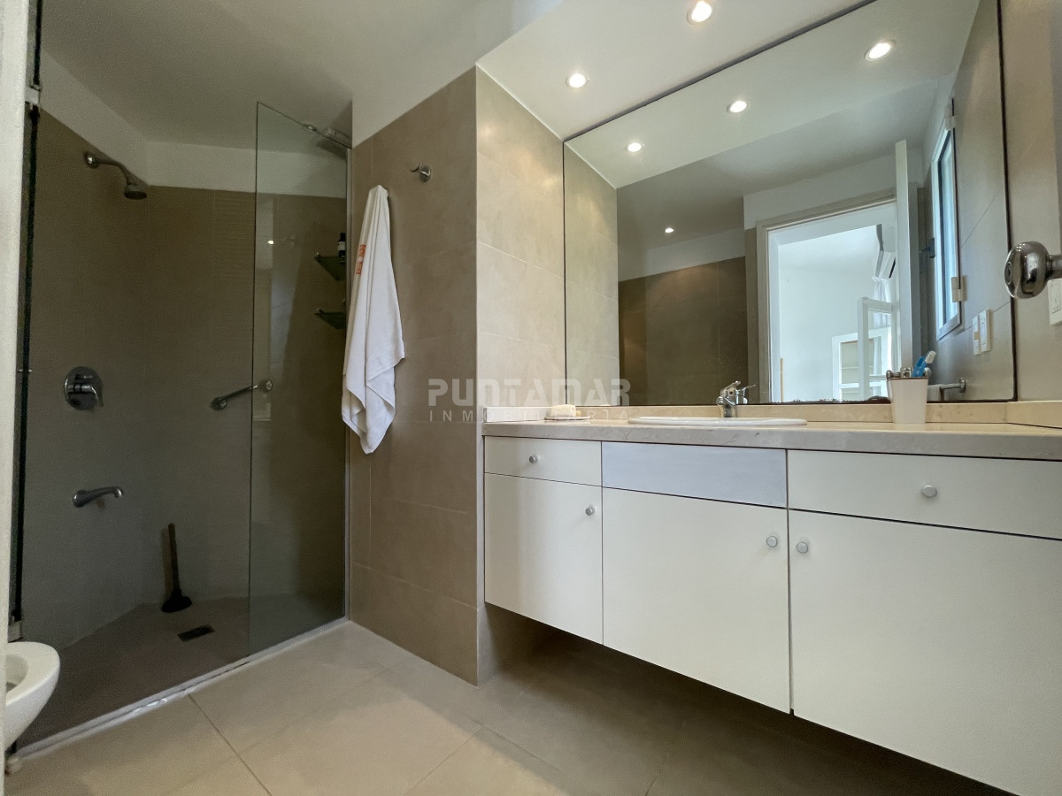 Casa ID.210609 - Casa en San Rafael, 3 dormitorios *