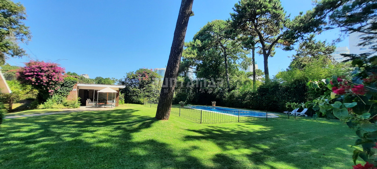 Casa ID.213576 - IMPORTANTE CASA DE 2 PLANTAS EN LA MANSA