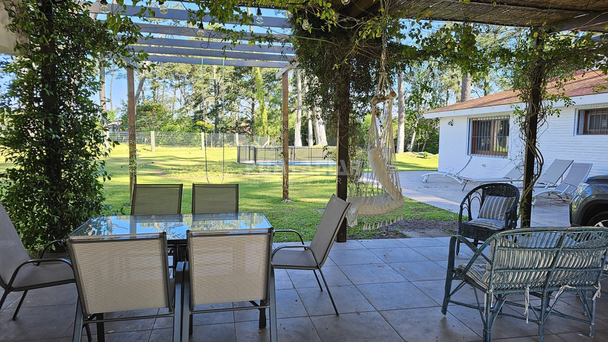 Casa ID.213744 - Casa en alquiler con piscina