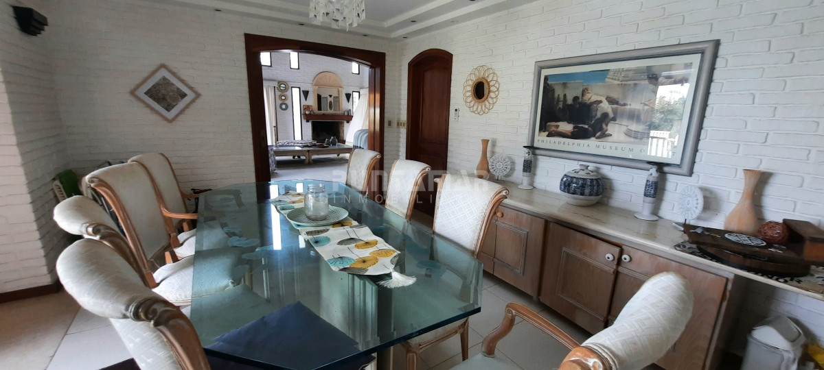 Casa ID.212456 - IMPORTANTE CASA DE 2 PLANTAS EN BARRIO SAN RAFAEL