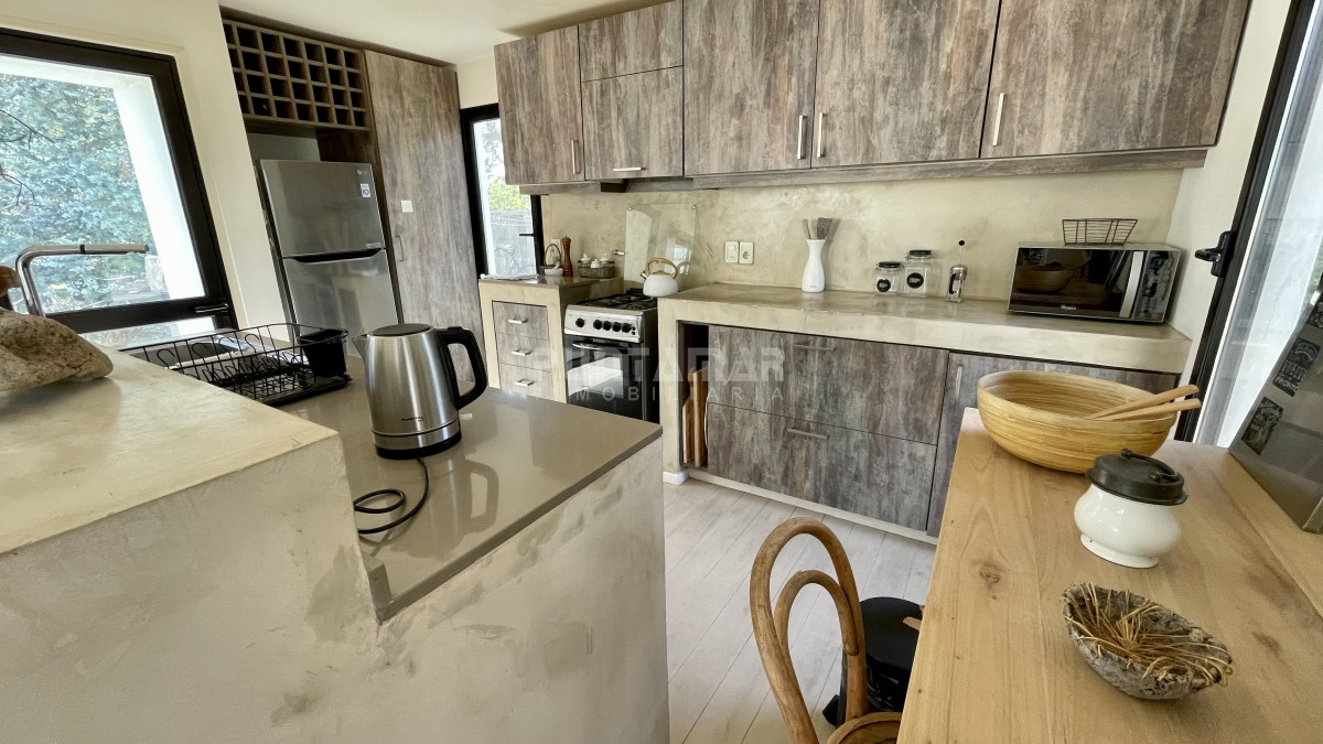 Casa ID.213215 - HERMOSA CASA 2 DORMITORIOS EN LA BARRA A METROS DE MEDIALUNAS CALENTITAS