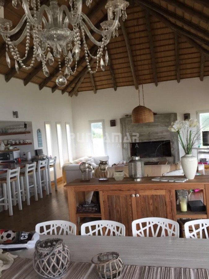 Casa ID.210972 - CASA EN ALQUILER EN BARRIO PRIVADO PUEBLO MIO , MANANTIALES