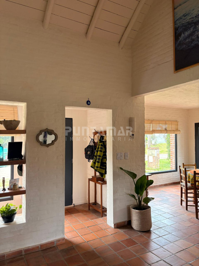 Casa ID.213759 - Casa en alquiler en La Barra