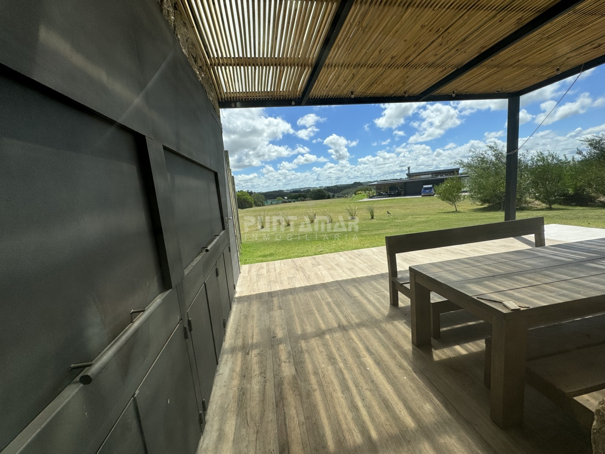 Casa ID.212882 - Casa en venta y alquiler en Pueblo Mio