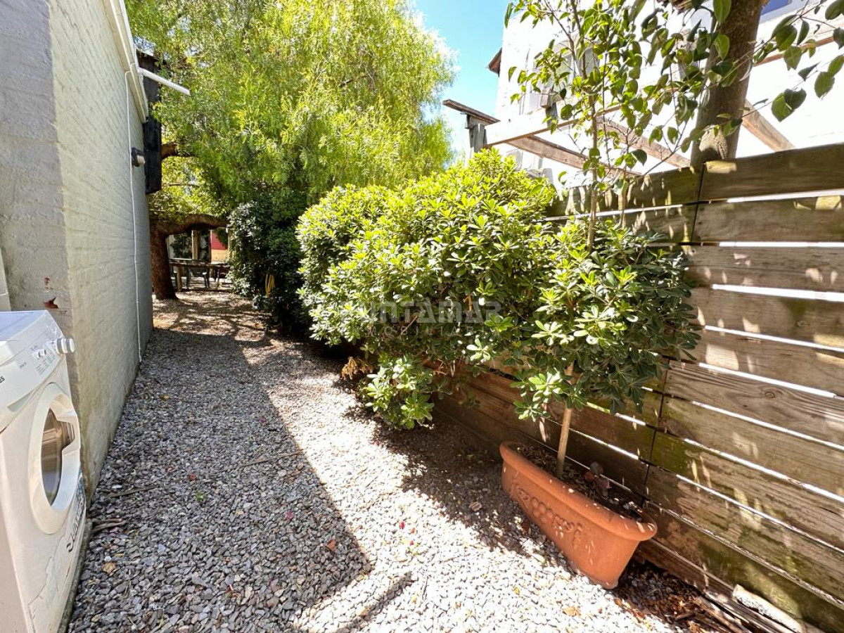 Casa ID.210240 - ALQUILER ANUAL EN LA BARRA 3 DORMITORIOS