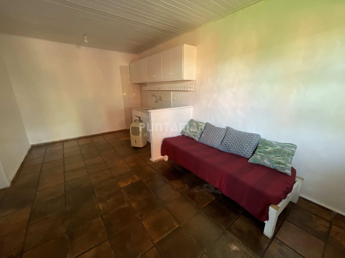 Casa ID.210731 - ALQUILER ANUAL CASA LA BARRA EXCELENTE UBICACION 