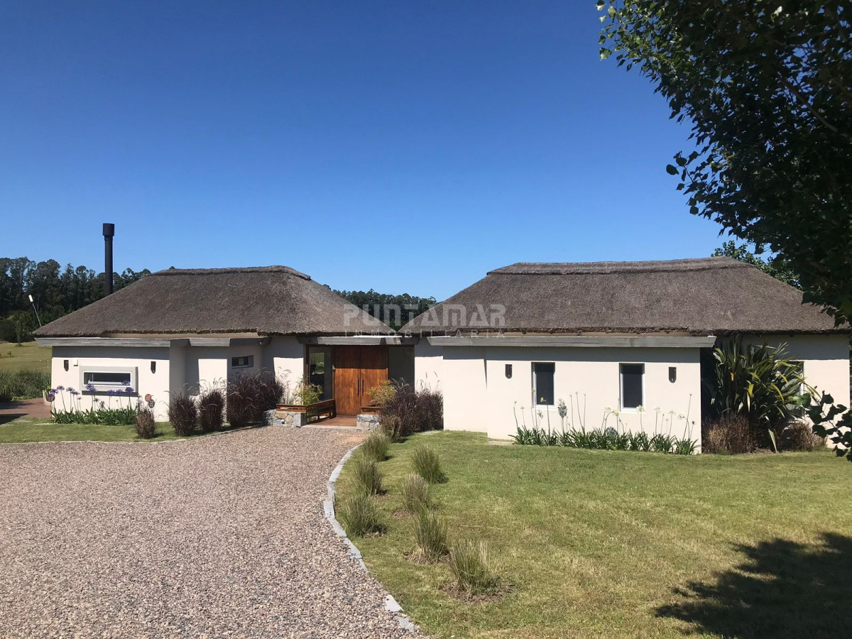 Casa ID.210972 - CASA EN ALQUILER EN BARRIO PRIVADO PUEBLO MIO , MANANTIALES