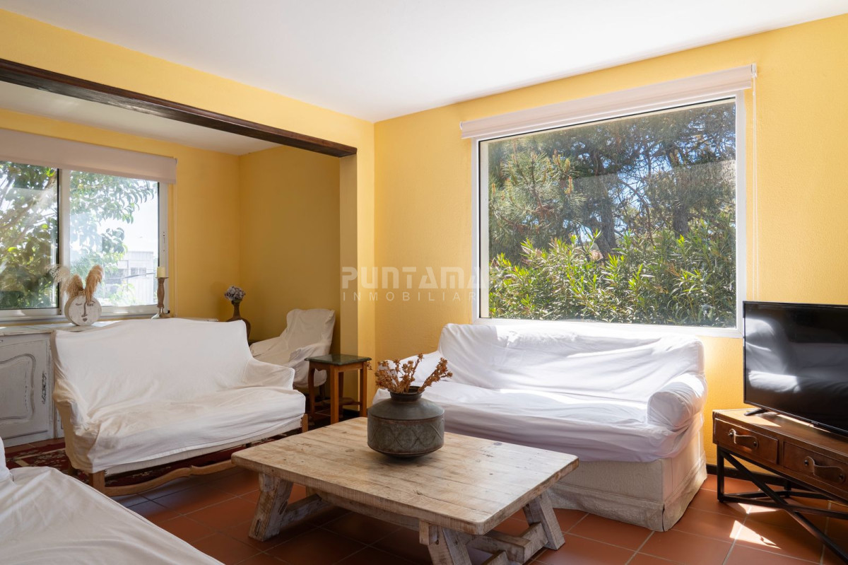 Casa ID.212570 - CASA EN LA JUANITA DE 4 DORMITORIOS A MINUTIOS DE JOSE IGNACIO