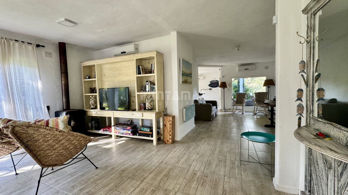 Casa ID.213056 - Casa en alquiler Pueblo San Vicente 