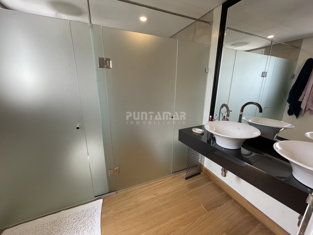 Casa ID.212407 - CASA EN ALQUILER EN LA PENÍNSULA FRENTE AL MAR