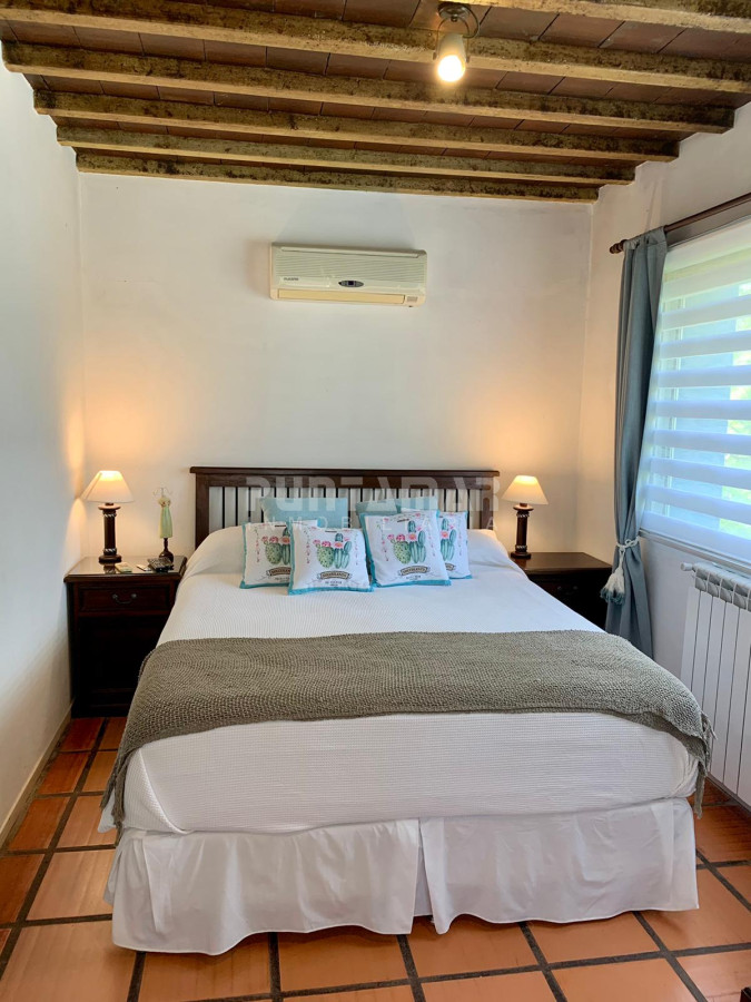 Casa ID.211117 - HERMOSA CASA DE 3 DORMITORIOS EN MONTOYA CON PISCINA Y A METROS DE LA PLAYA