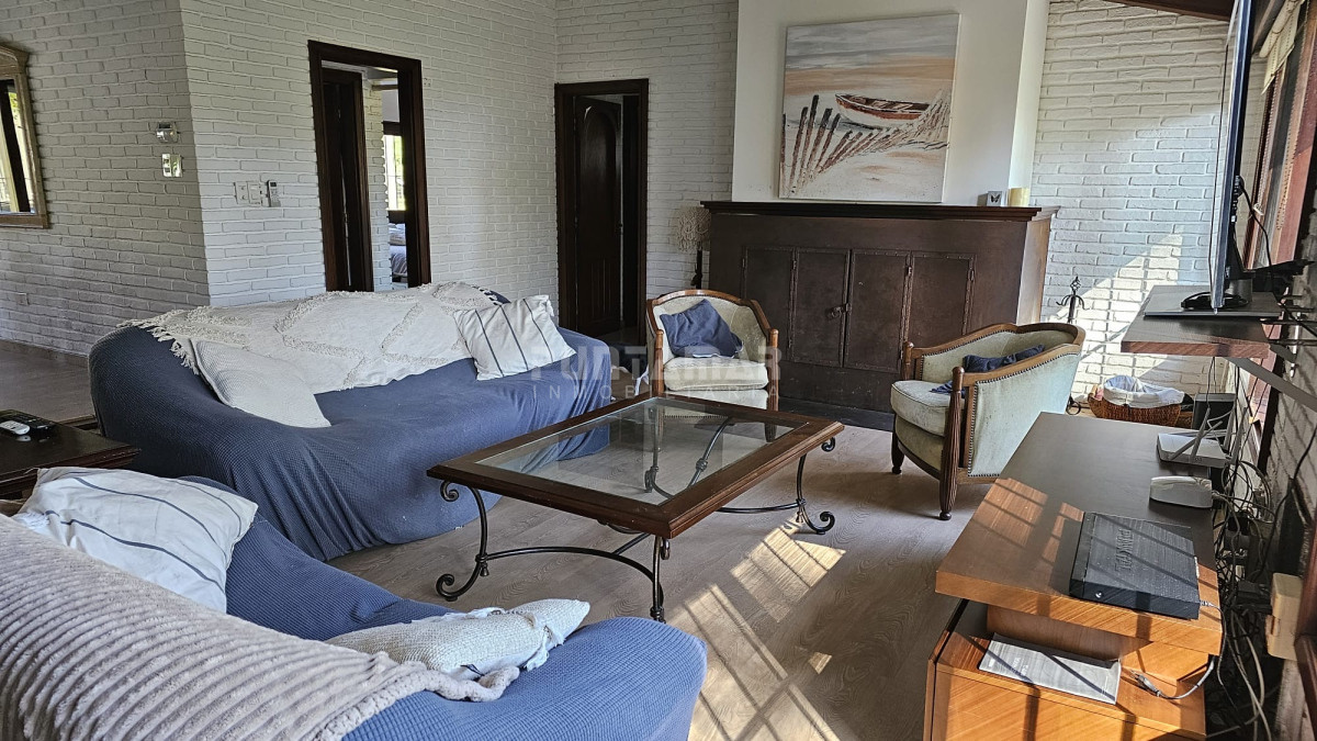 Casa ID.213744 - Casa en alquiler con piscina