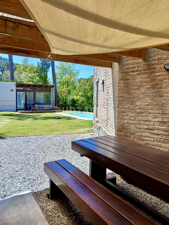 Casa ID.210730 - CASA EN ALQUILER TEMPORADA ZONA DE MONTOYA LA BARRA A DOS CUADRA DEL MAR 