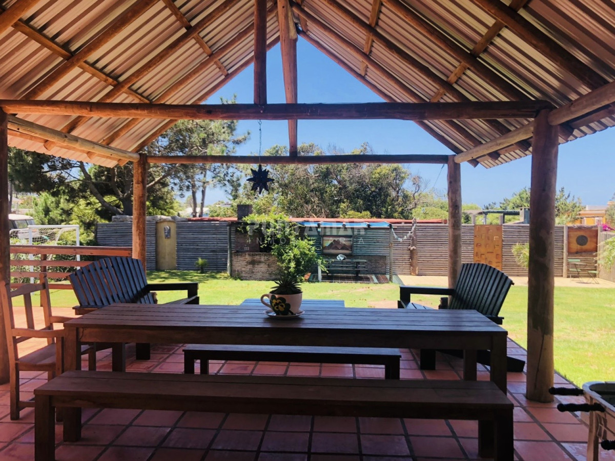 Casa ID.213512 - ALQUILER CASA DE 3 DORMITORIOS A PASOS DEL MAR EN MONTOYA 