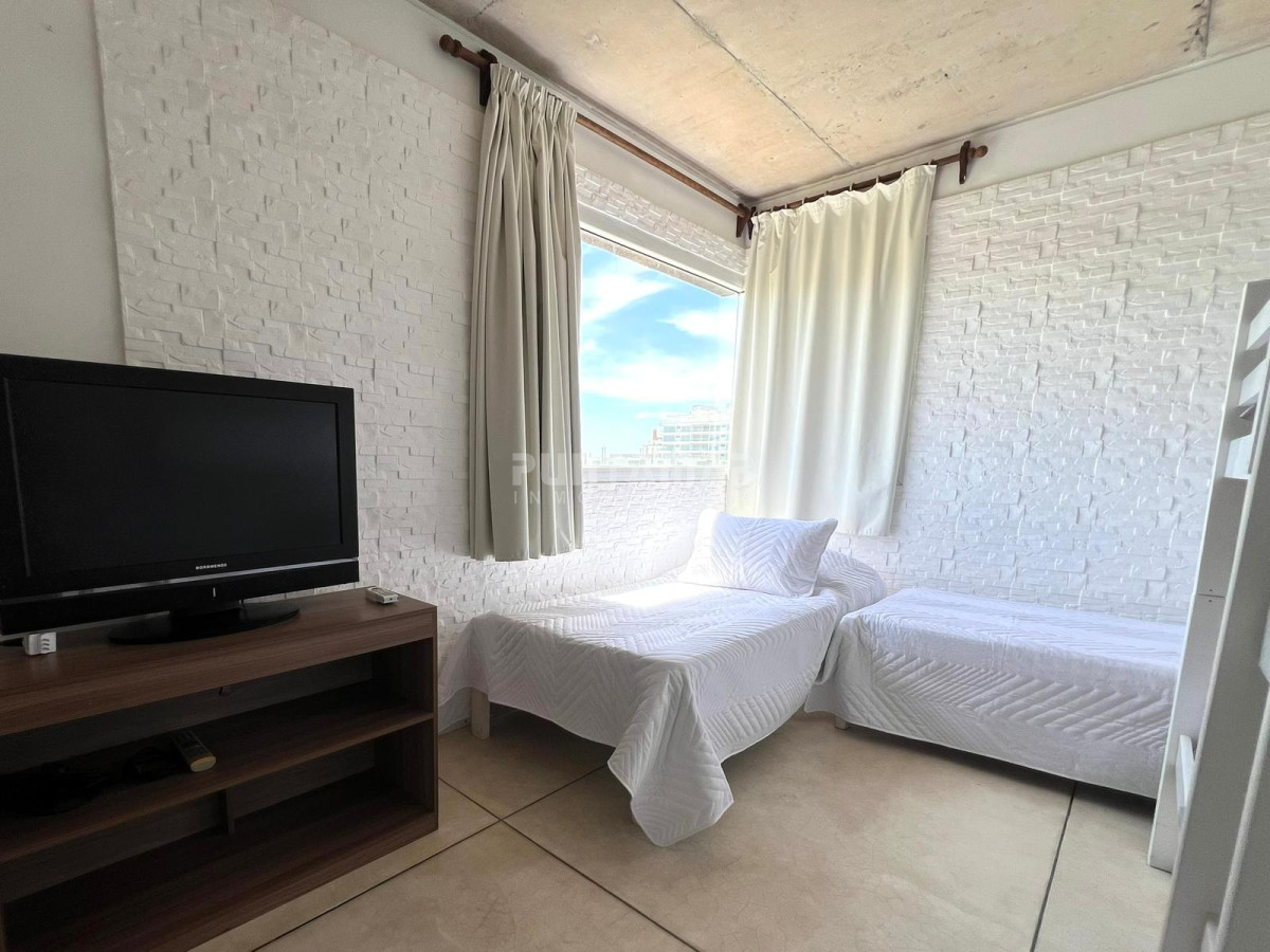 Casa ID.210709 - ALQUILER MODERNA CASA RINCON DEL INDIO 3 DORM Y PISCINA