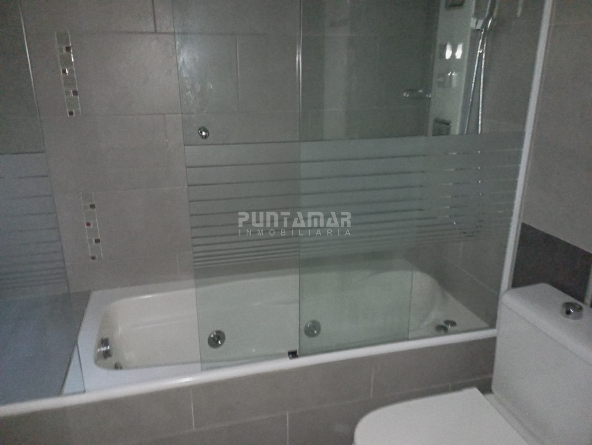 Casa ID.210984 - CASA EN ALQUILER 3 DORMITORIOS EN LA BARRA 