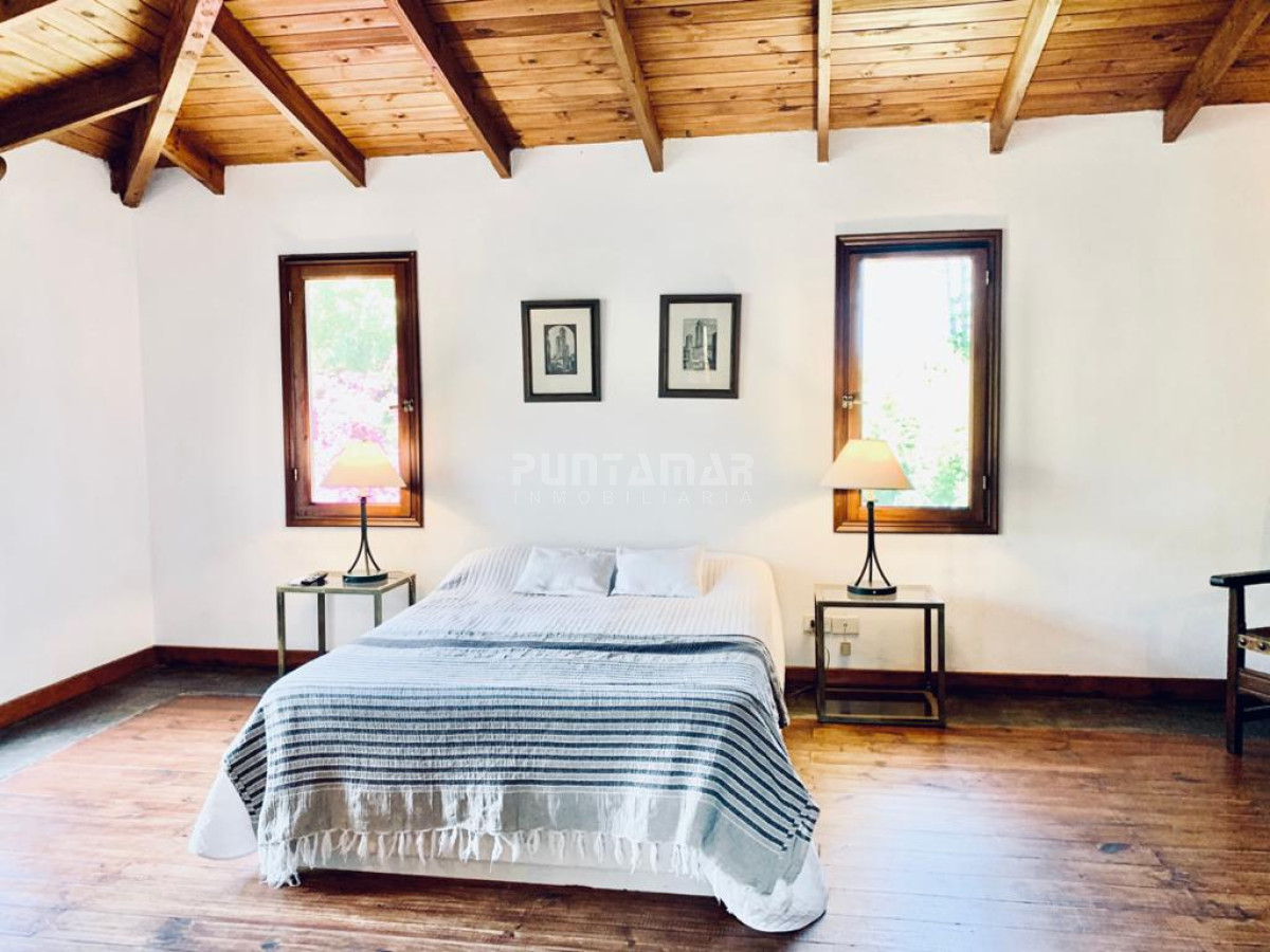 Casa ID.212016 - HERMOSA CASA DE 2 PLANTAS EN PARADA 9 DE LA MANSA