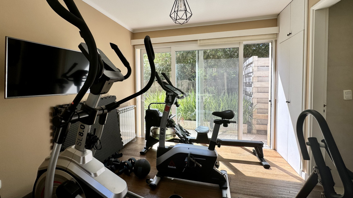 Casa ID.213497 - ESPECTACULAR CASA DE 4 DORMITORIOS EN SUITE EN BARRIO PRIVADO DE PUNTA DEL ESTE