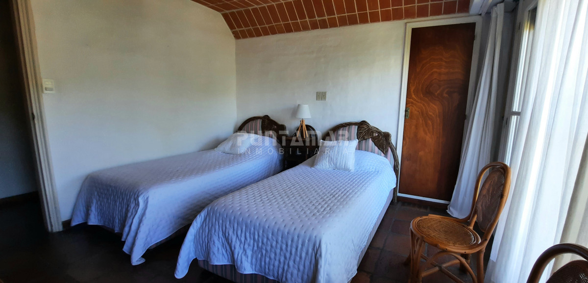 Casa ID.213576 - IMPORTANTE CASA DE 2 PLANTAS EN LA MANSA