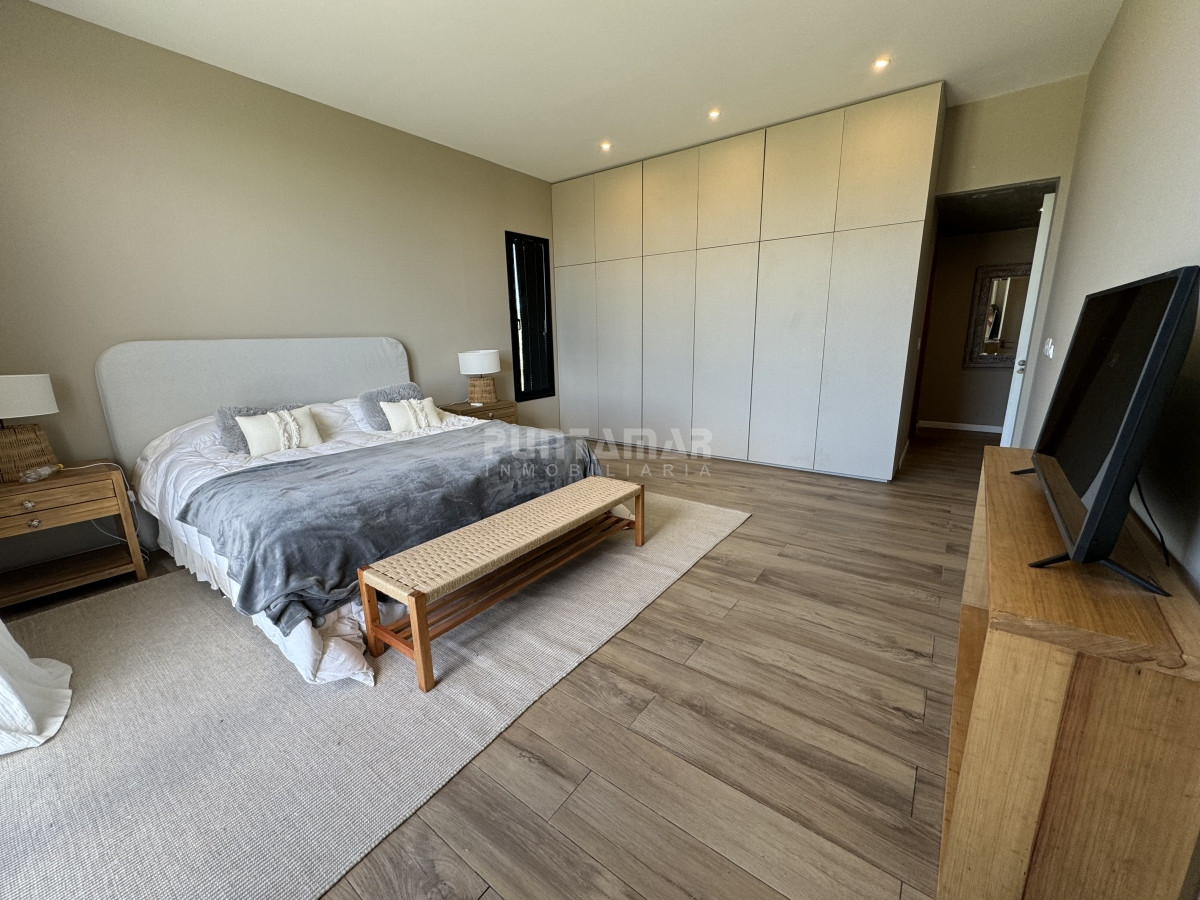 Casa ID.212882 - Casa en venta y alquiler en Pueblo Mio