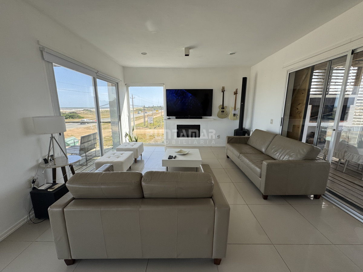 Casa ID.210971 - Casa en alquiler Balneario Bueno Aires frente al mar y piscina climatizada