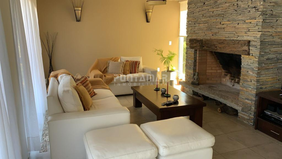 Casa ID.210784 - Increible casa en Montoya con piscina