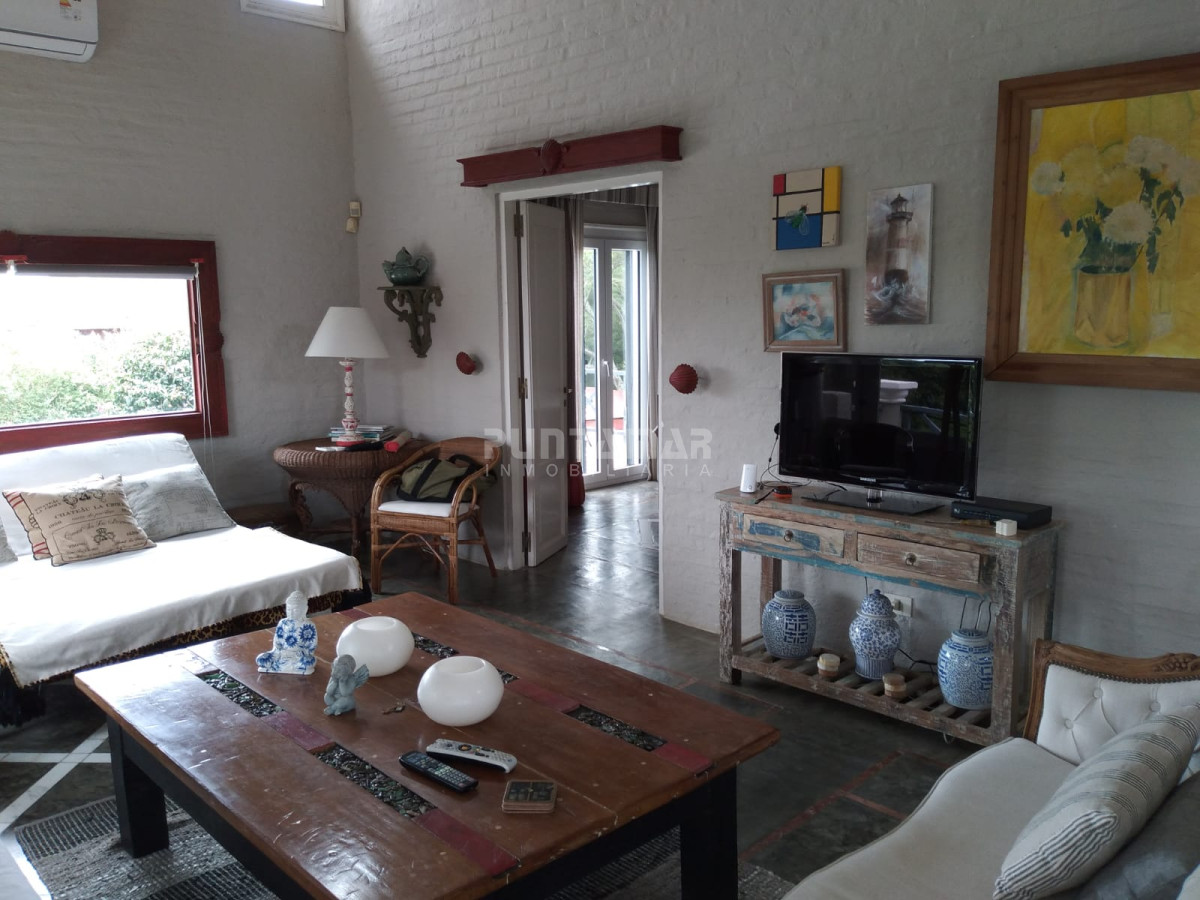 Casa ID.212677 - IMPORTANTE CASA DE 2 PLANTAS EN LA BARRA, MONTOYA