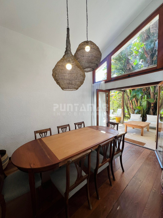 Casa ID.212432 - ALQUILER  CASA DE 3 DORMITORIOS EN SUITE EN SAN RAFAEL CON PISCINA