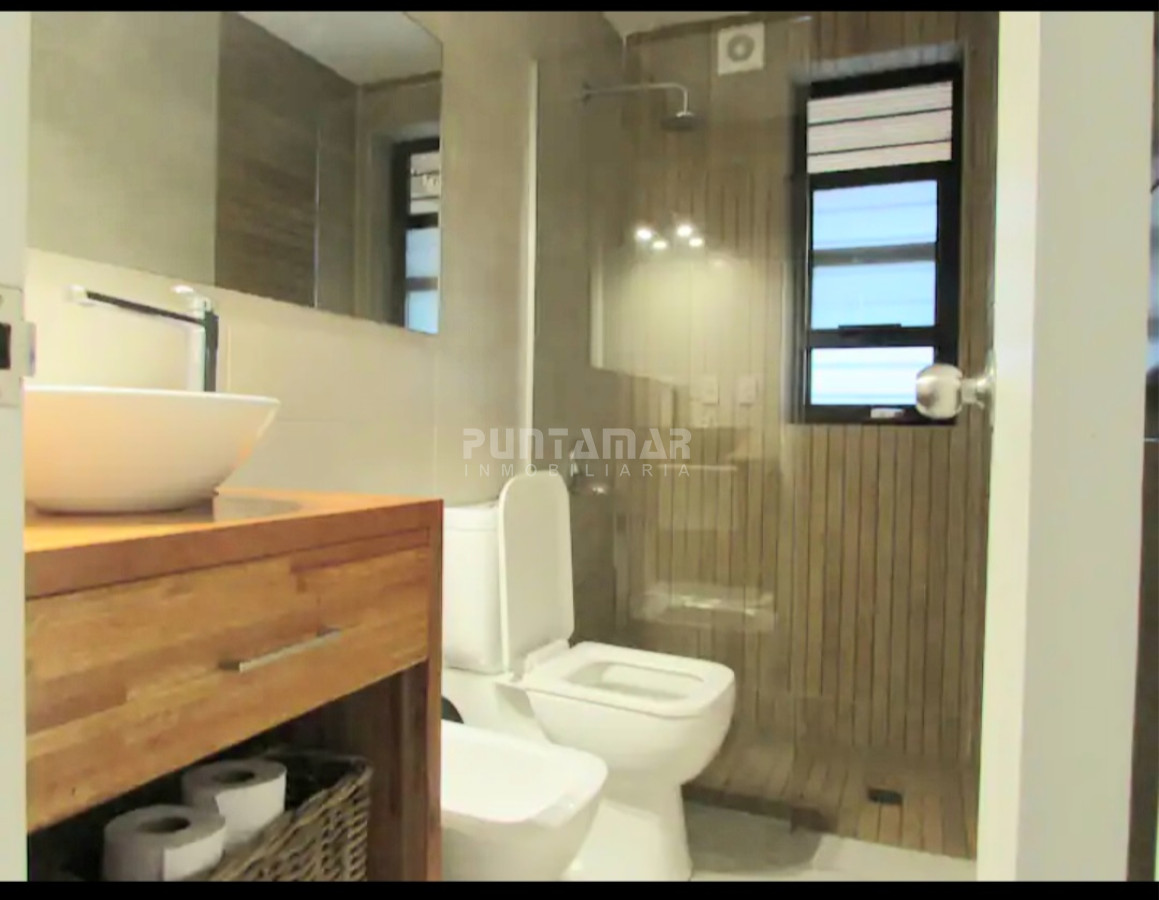 Casa ID.212479 - MUY LINDA CASA DE 2 PLANTAS EN SAN RAFAEL DE 4 DORMITORIOS CON PISCINA