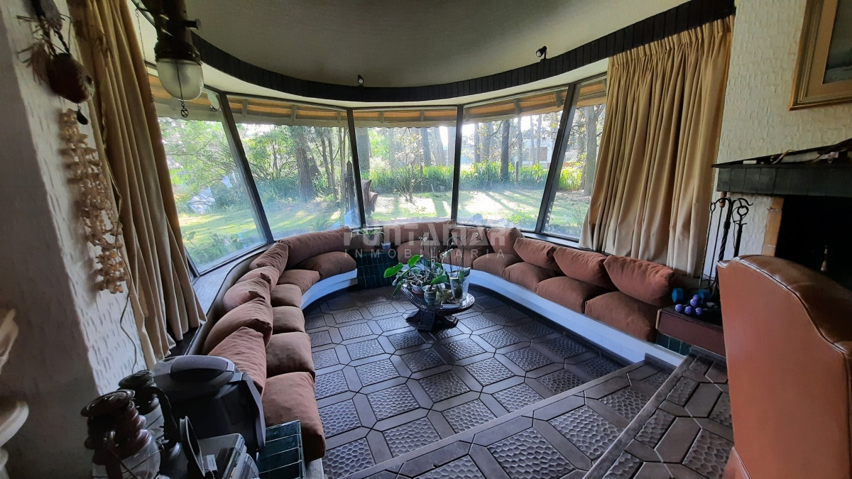 Casa ID.210626 - Casa de 4 dormitorios con piscina en San Rafael